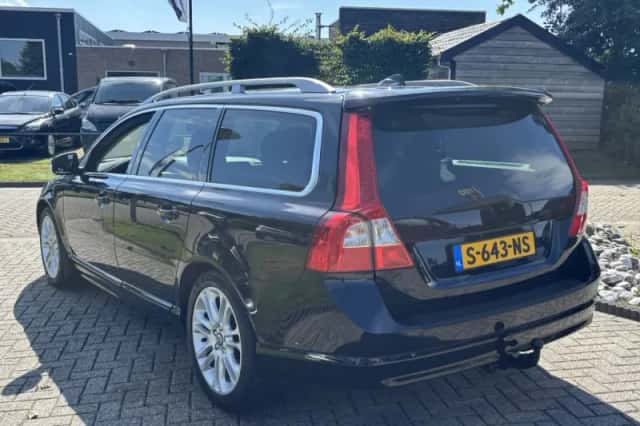 Volvo V70 (2008) thumbnail 6