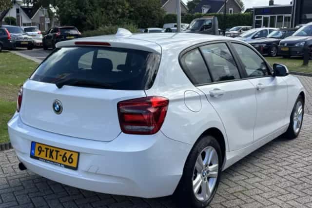 BMW 1-Serie (2012) thumbnail 4