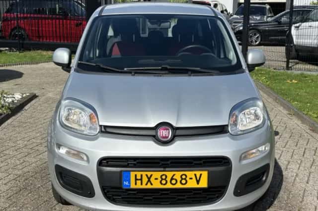 Fiat Panda (2016) thumbnail 2