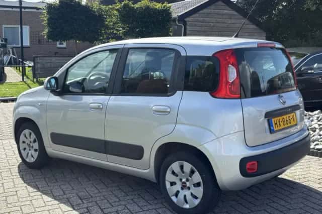 Fiat Panda (2016) thumbnail 6
