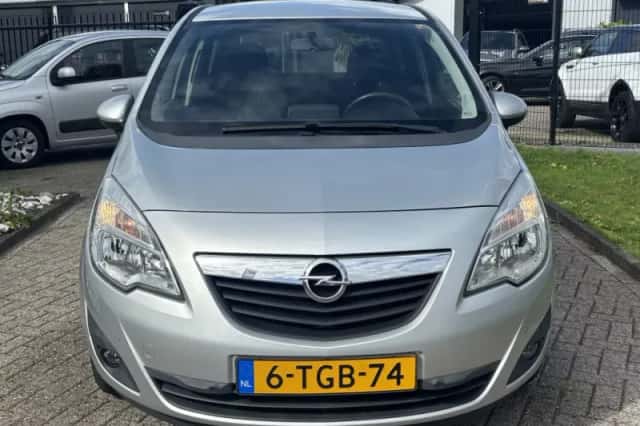 Opel Meriva (2014) thumbnail 2