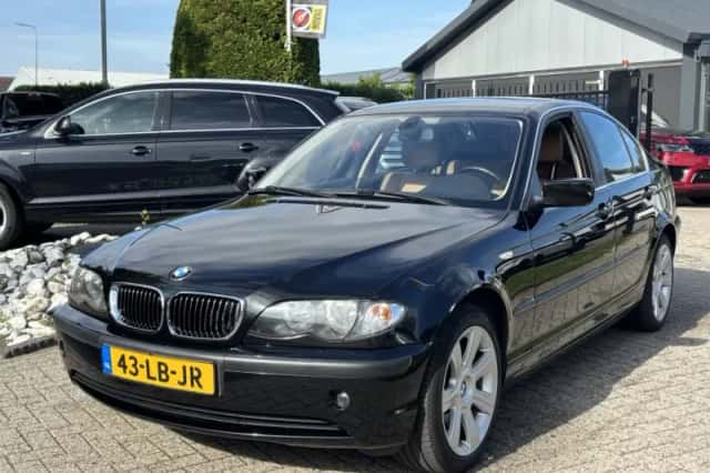 BMW 3-Serie (2002) thumbnail 1