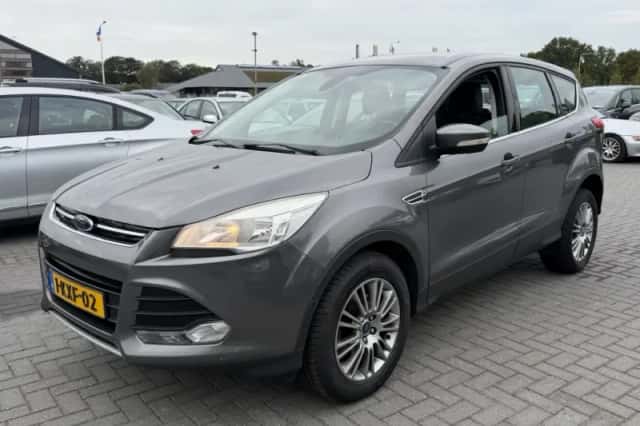Ford Kuga (2013) thumbnail 1