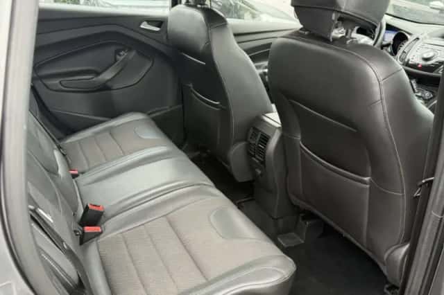 Ford Kuga (2013) thumbnail 5