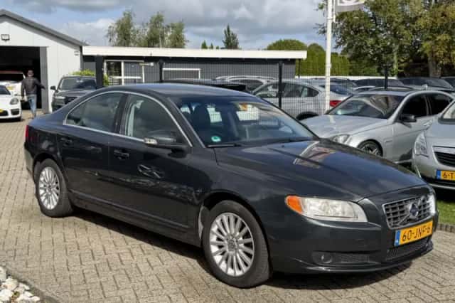 Volvo S80 (2009) thumbnail 3
