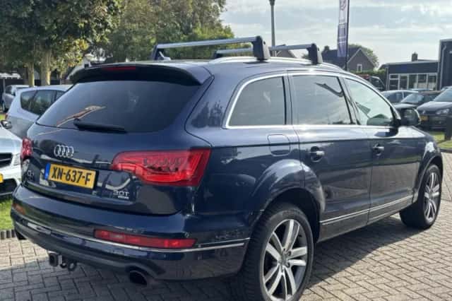 Audi Q7 (2015) thumbnail 5