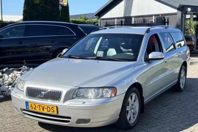 Volvo V70 (2007) thumbnail 1