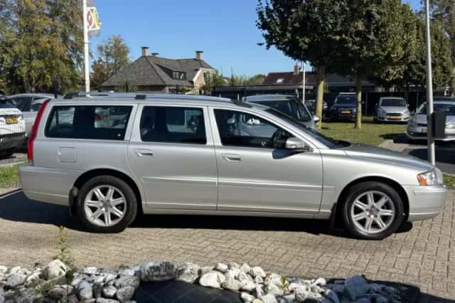 Volvo V70 (2007) thumbnail 4
