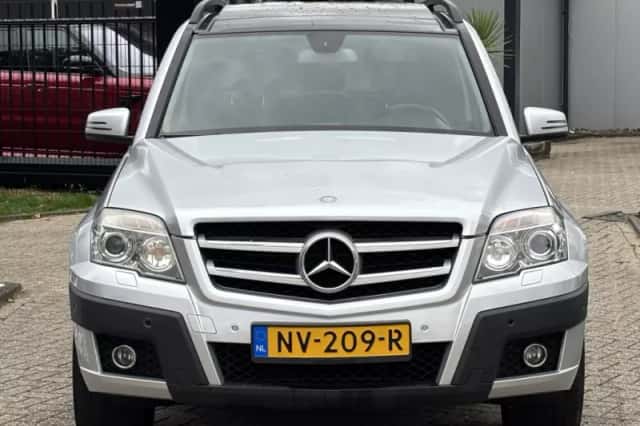 Mercedes-Benz GLK-Klasse (2009) thumbnail 2