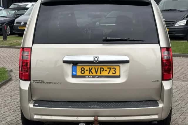 Dodge Grand Caravan (2008) thumbnail 6