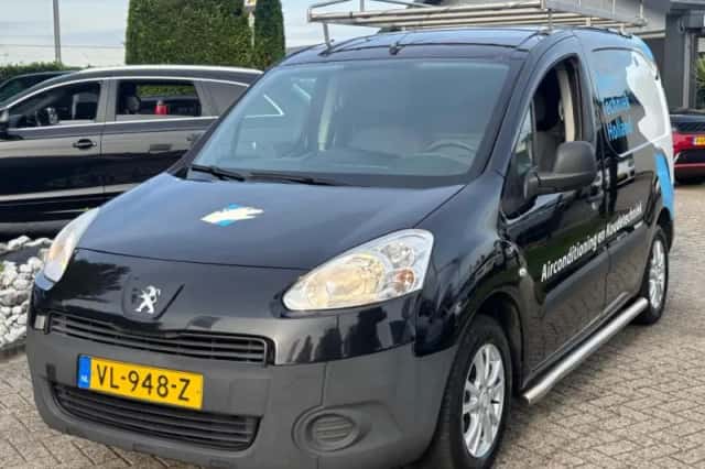 Peugeot Partner (2015) thumbnail 1