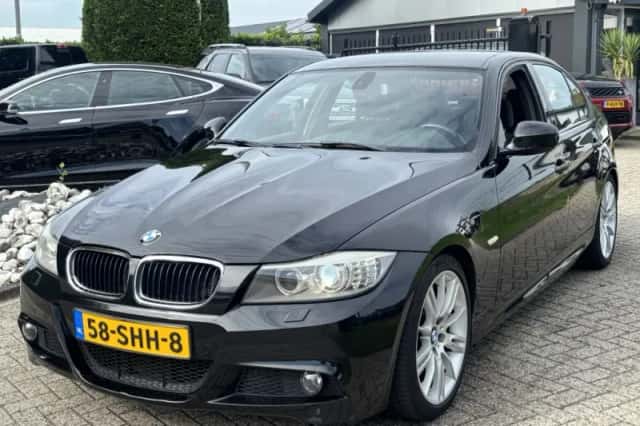 BMW 3-Serie (2011) thumbnail 1