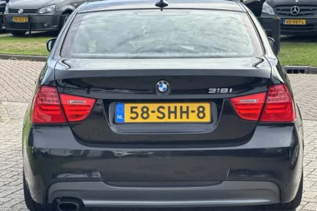 BMW 3-Serie (2011) thumbnail 6