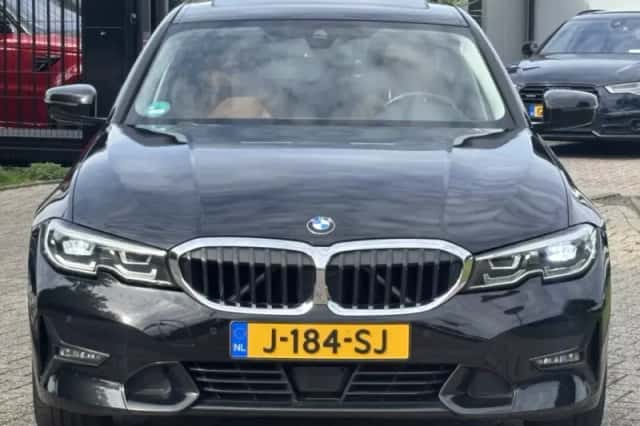 BMW 3-Serie (2019) thumbnail 2