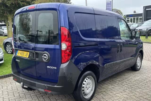 Opel Combo (2013) thumbnail 5