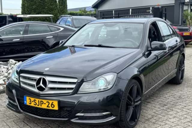 Mercedes-Benz C-Klasse (2013) thumbnail 1