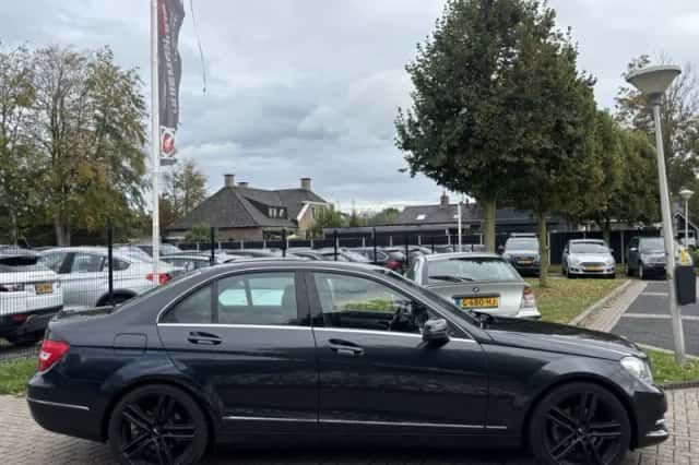 Mercedes-Benz C-Klasse (2013) thumbnail 4