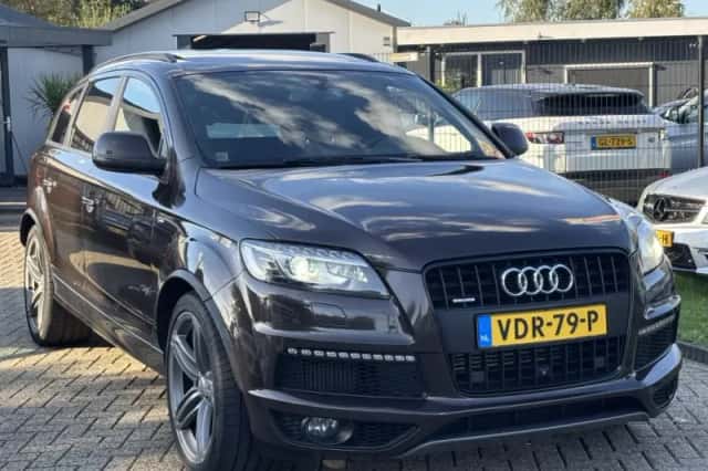 Audi Q7 (2013) thumbnail 2