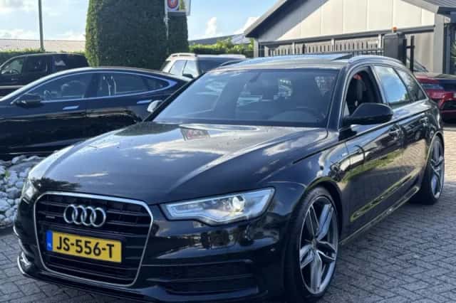 Audi A6 (2012) thumbnail 1