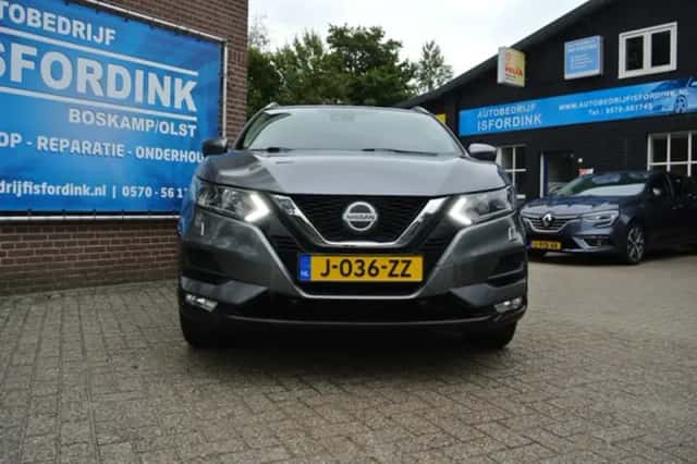Nissan Qashqai (2018) thumbnail 6