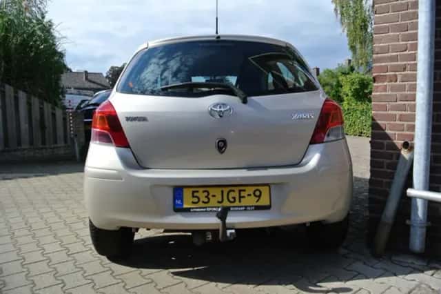 Toyota Yaris (2009) thumbnail 4