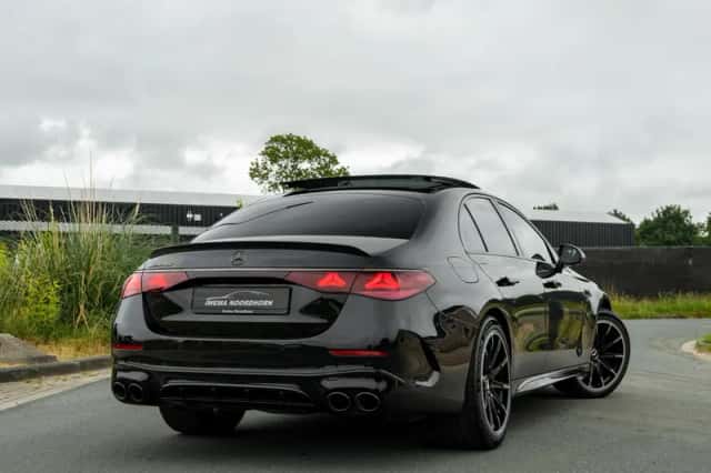 Mercedes-Benz E-Klasse (2024) thumbnail 2