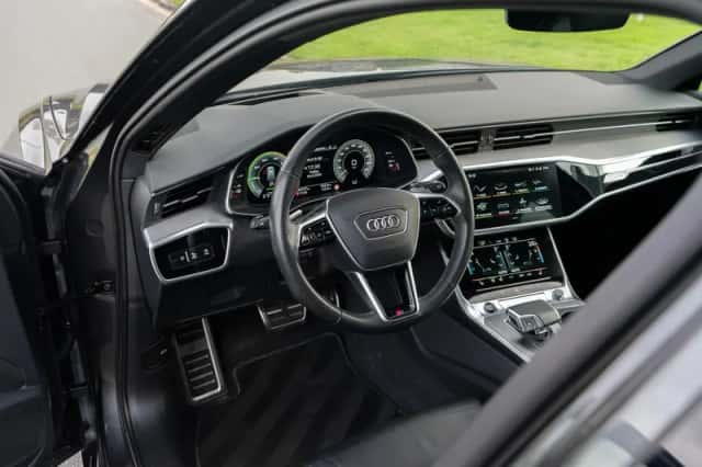 Audi A6 (2021) thumbnail 3