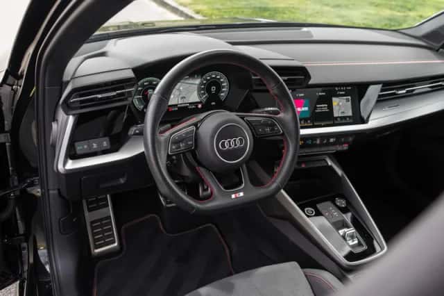 Audi A3 (2023) thumbnail 3