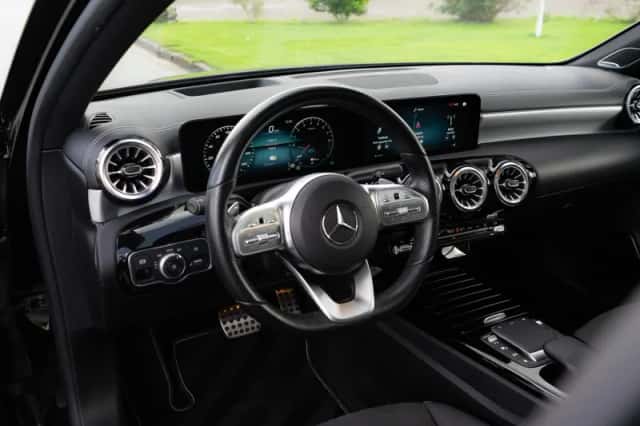 Mercedes-Benz A-Klasse (2020) thumbnail 3