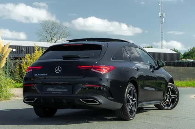 Mercedes-Benz CLA-Klasse (2022) thumbnail 2