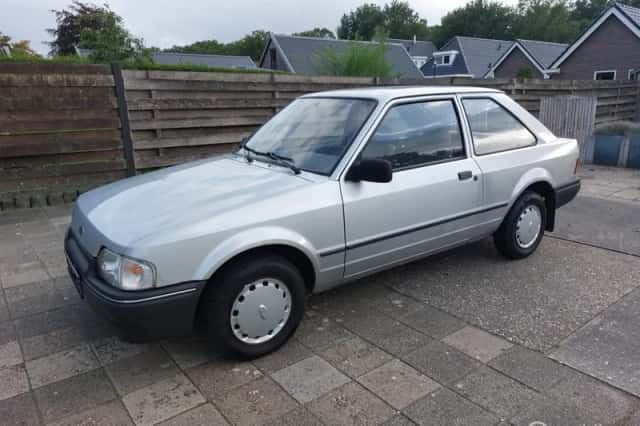 Ford Escort (1986) thumbnail 1