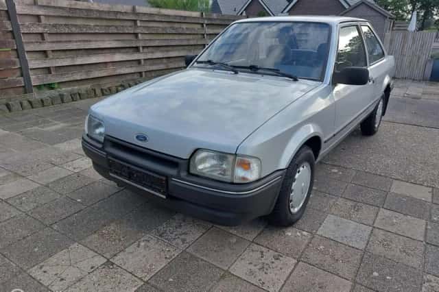 Ford Escort (1986) thumbnail 3