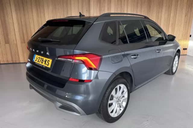 Škoda Kamiq (2020) thumbnail 2