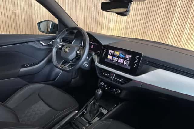 Škoda Kamiq (2020) thumbnail 3