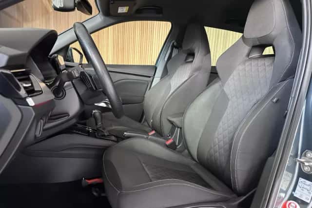 Škoda Kamiq (2020) thumbnail 4