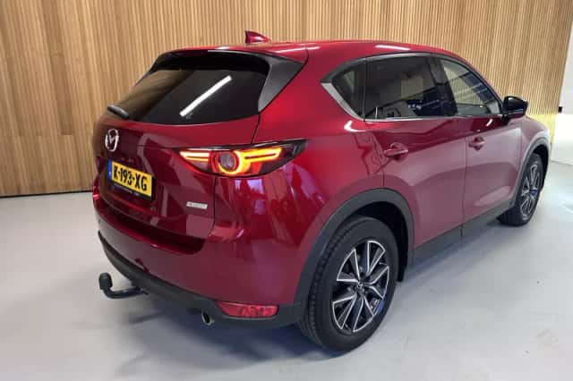 Mazda CX-5 (2018) thumbnail 2