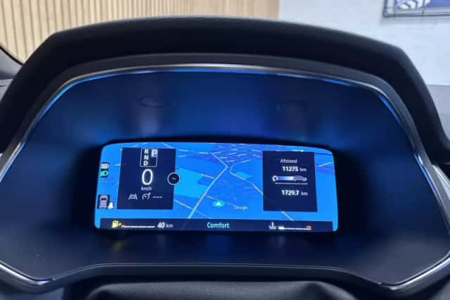 Renault Captur (2025) thumbnail 5