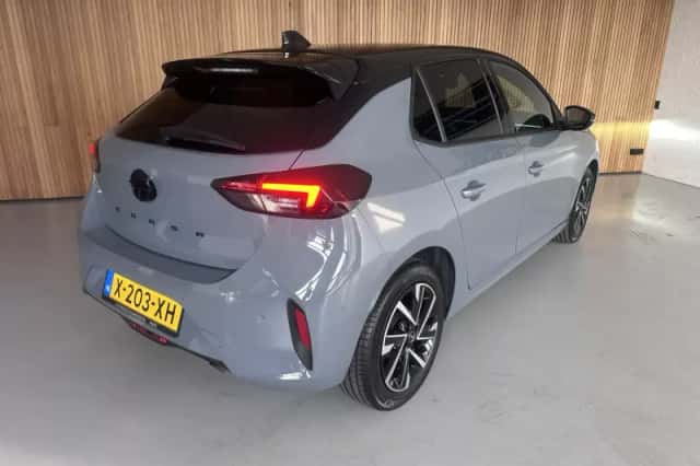 Opel Corsa (2024) thumbnail 2