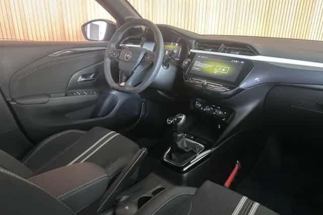 Opel Corsa (2024) thumbnail 3