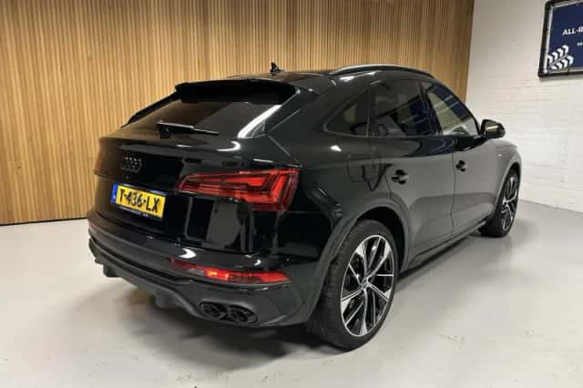 Audi Q5 Sportback (2021) thumbnail 2
