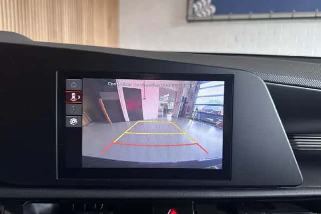 Kia Niro EV (2022) thumbnail 4
