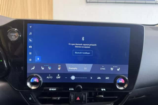 Lexus NX (2022) thumbnail 5