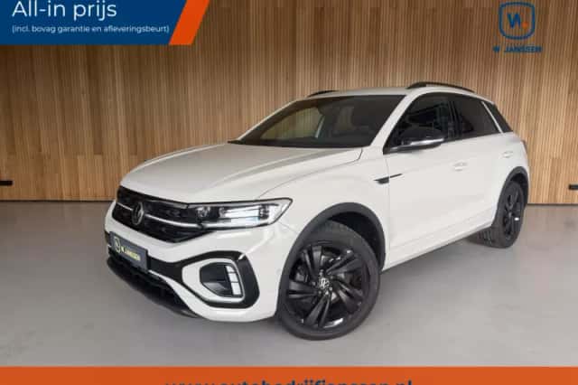 Volkswagen T-Roc (2024) thumbnail 1