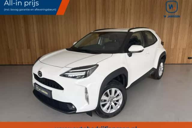 Toyota Yaris Cross (2025) thumbnail 1