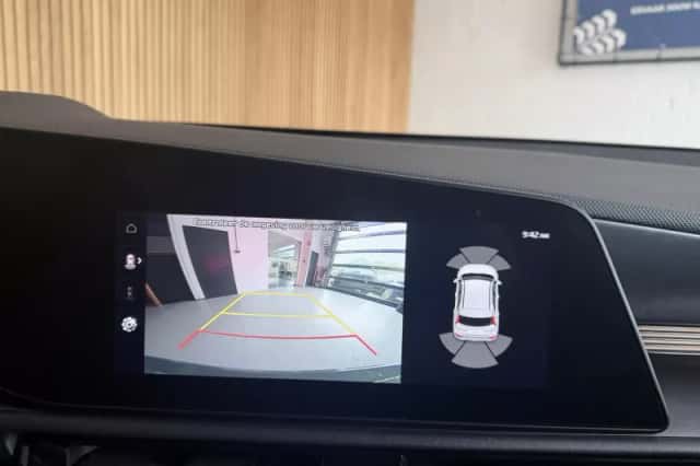 Kia Niro (2023) thumbnail 5