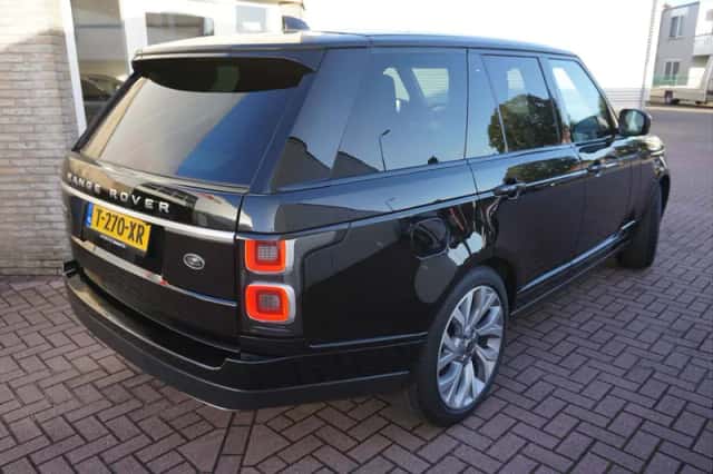 Land Rover Range Rover (2019) thumbnail 2
