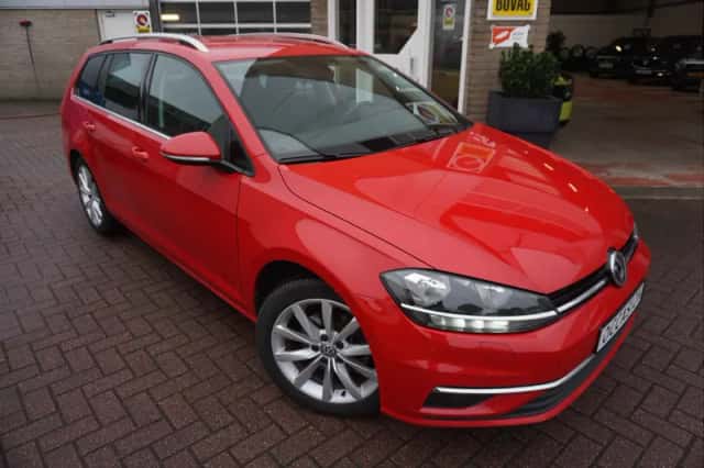 Volkswagen Golf (2018) thumbnail 1