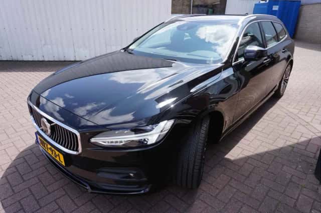 Volvo V90 (2021) thumbnail 4