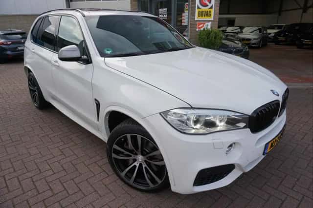 BMW X5 (2014) thumbnail 1