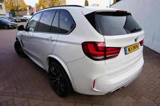 BMW X5 (2014) thumbnail 3